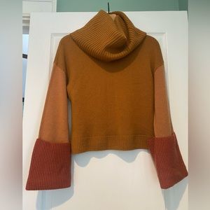 Naadam color block turtleneck, S small, lightly worn.